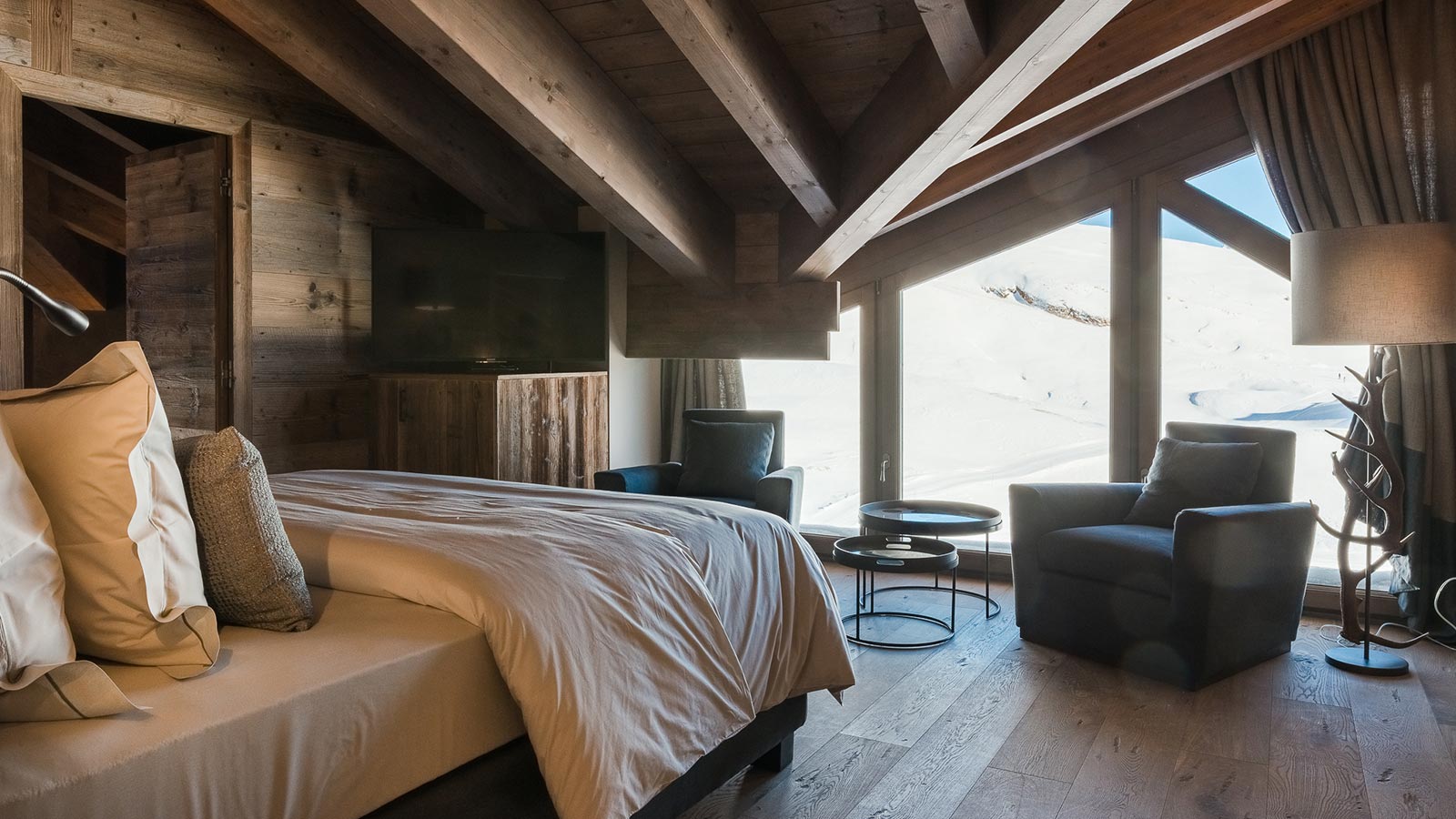 Interno di una suite nel mountain lodge